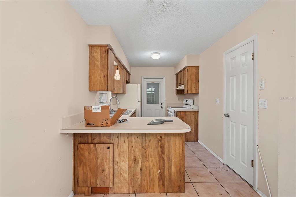 10394 Upton Street Spring Hill, FL 34608 - Photo 13 of 32 Gallery Image 13