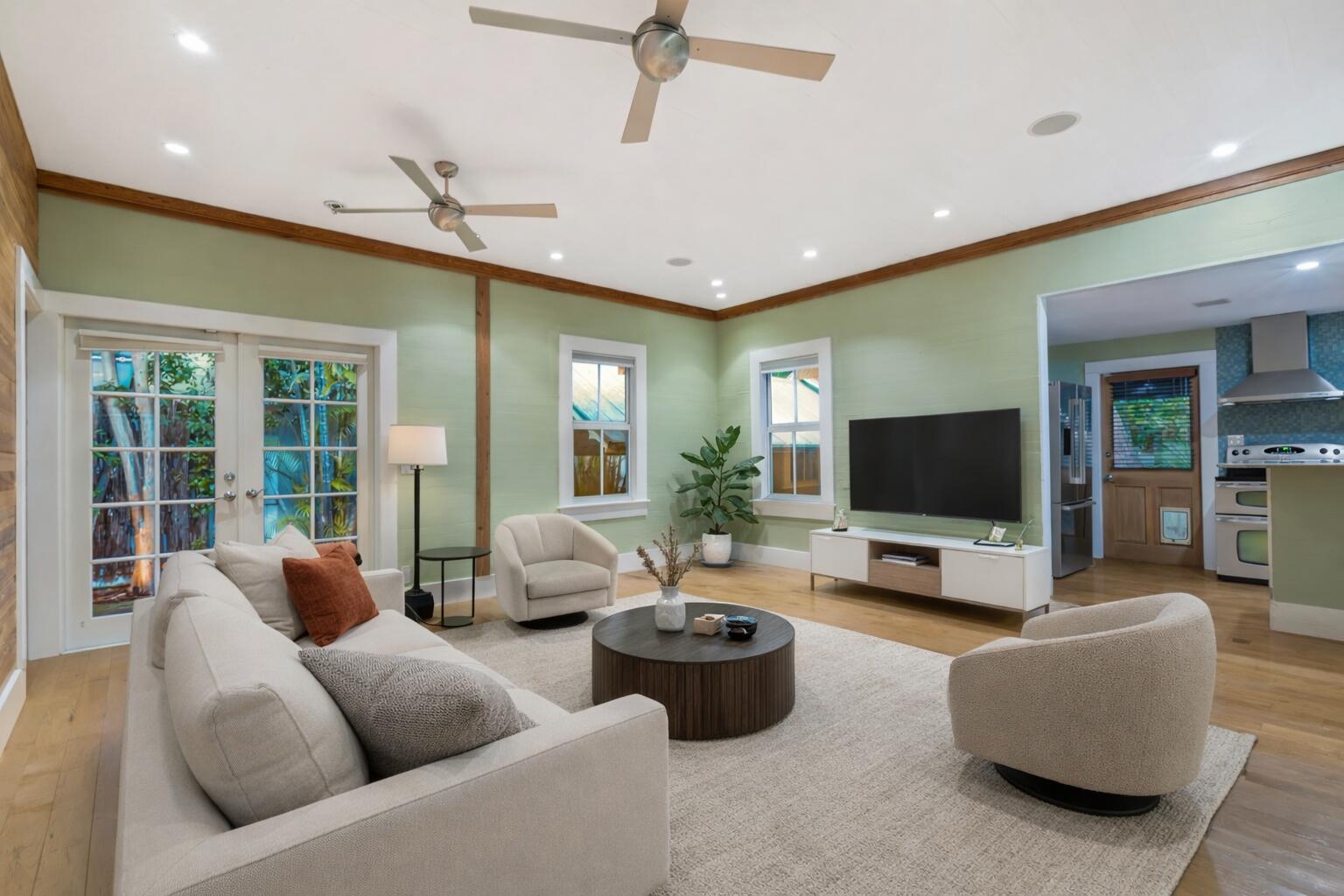 1120 Seminary Street Key West, FL 33040 - Photo 9 of 42 Living Room