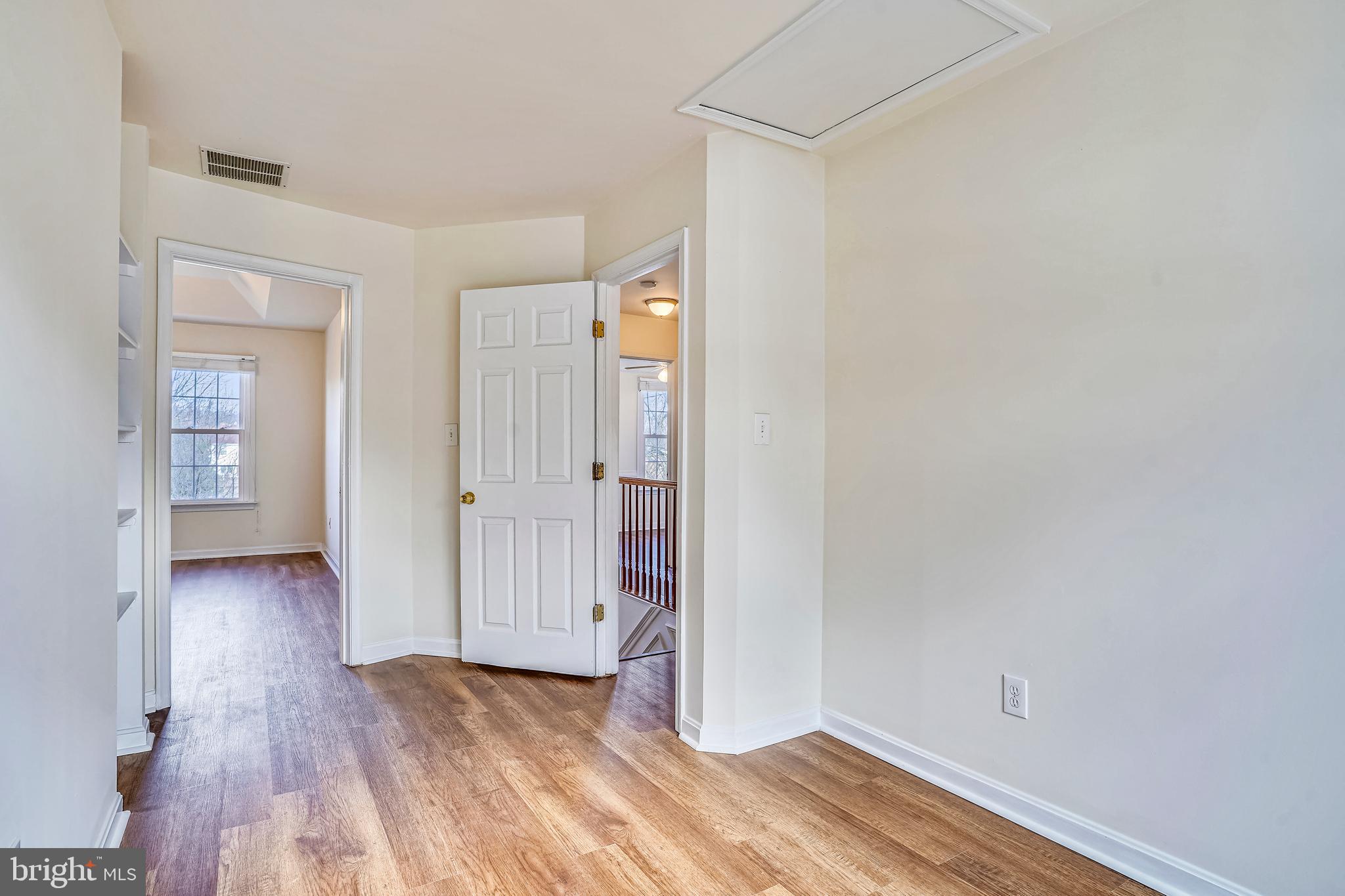 6493 Summerton Way Springfield, VA 22150 - Photo 21 of 38 Gallery Image 21