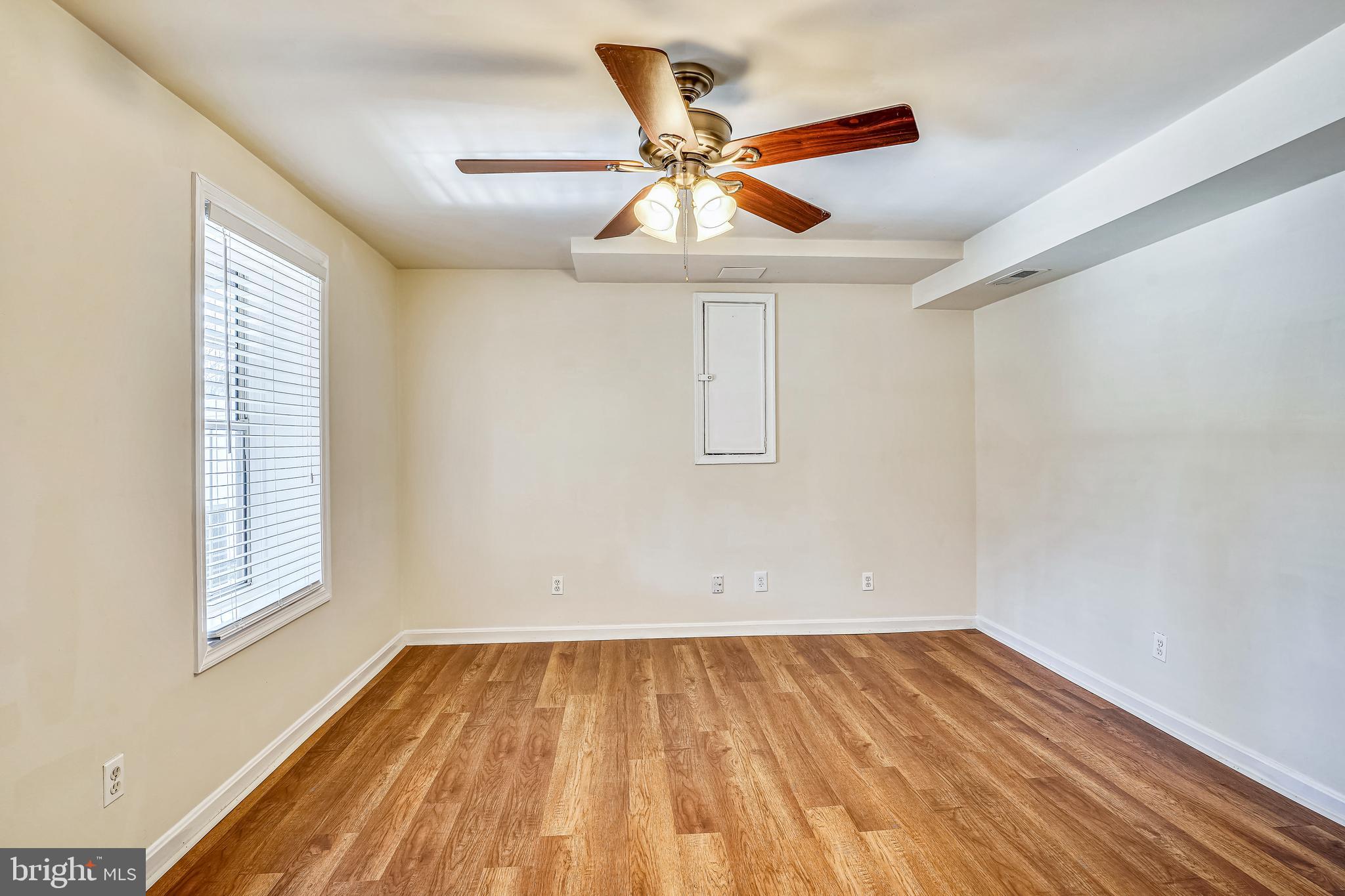 6493 Summerton Way Springfield, VA 22150 - Photo 28 of 38 Gallery Image 28