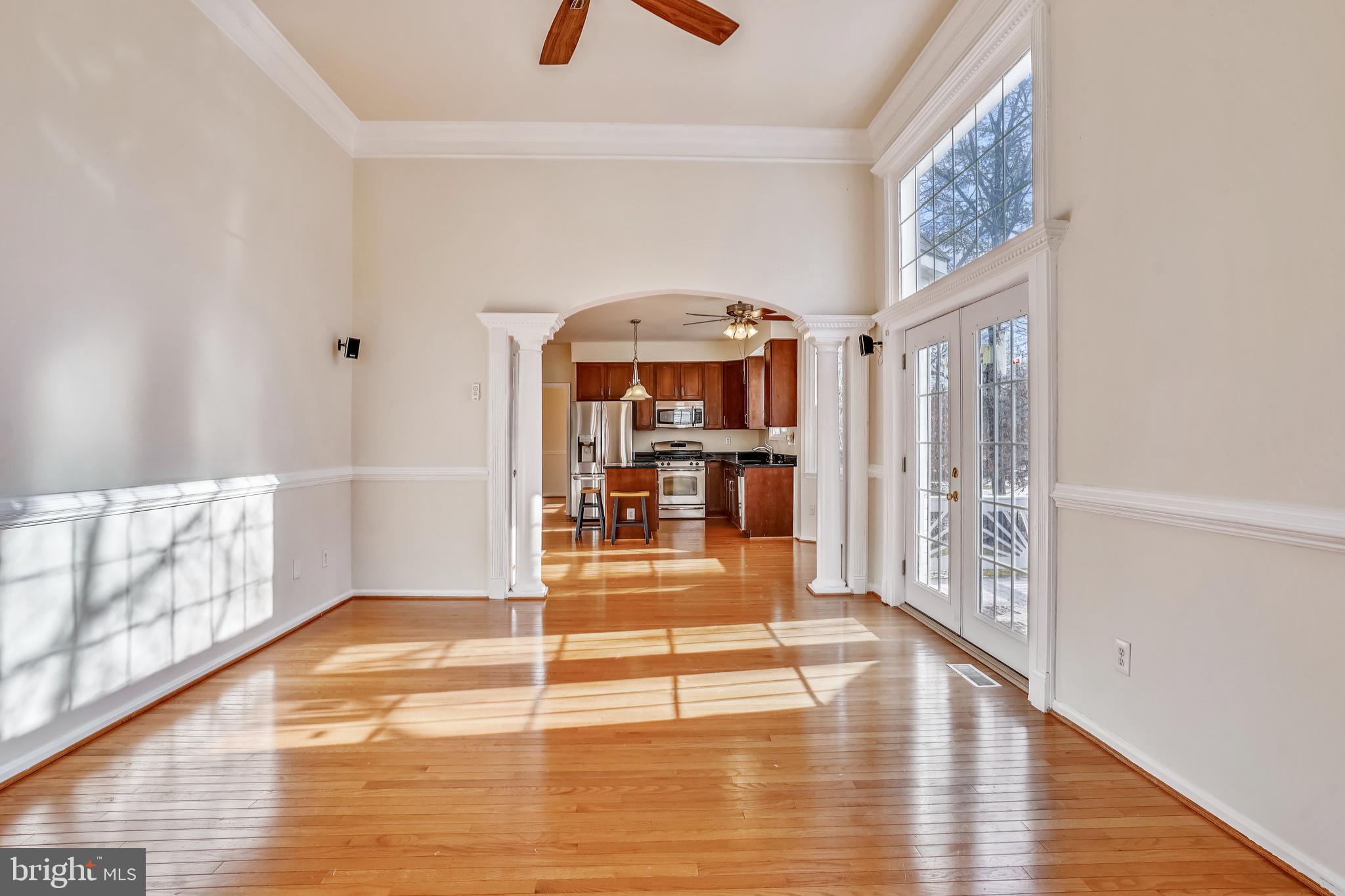 6493 Summerton Way Springfield, VA 22150 - Photo 4 of 38 Gallery Image 4