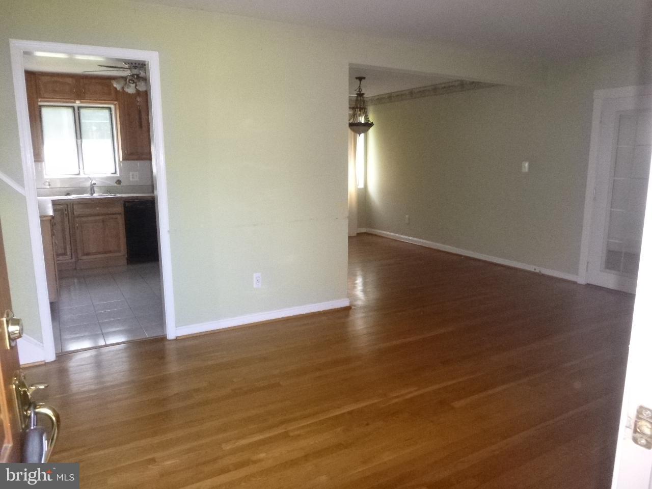 6815 Highland Street Springfield, VA 22150 - Photo 2 of 21 Interior (General)