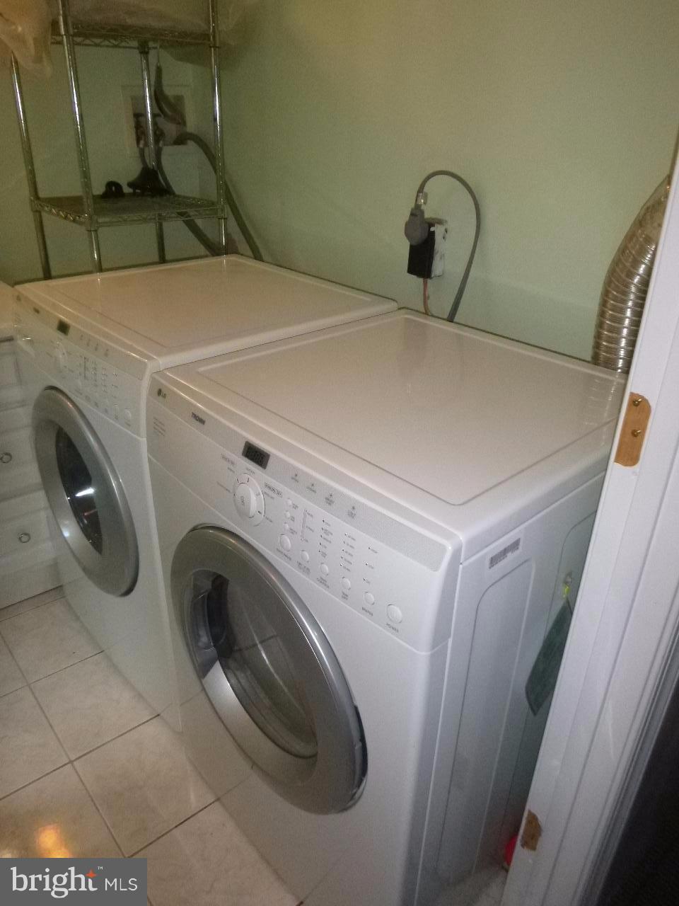 6815 Highland Street Springfield, VA 22150 - Photo 13 of 21 Washer & Dryer