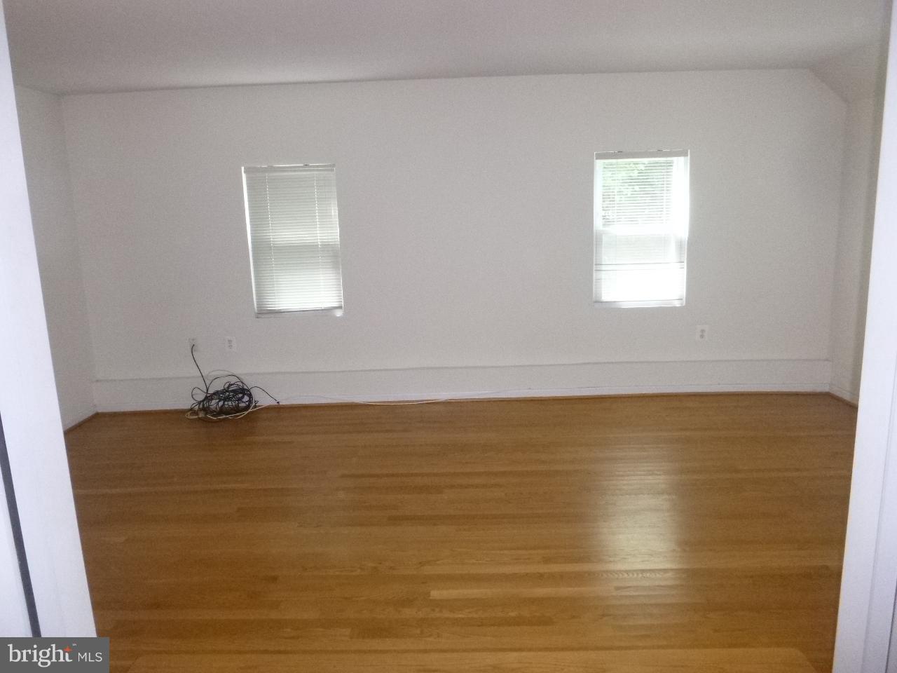 6815 Highland Street Springfield, VA 22150 - Photo 6 of 21 Family Room