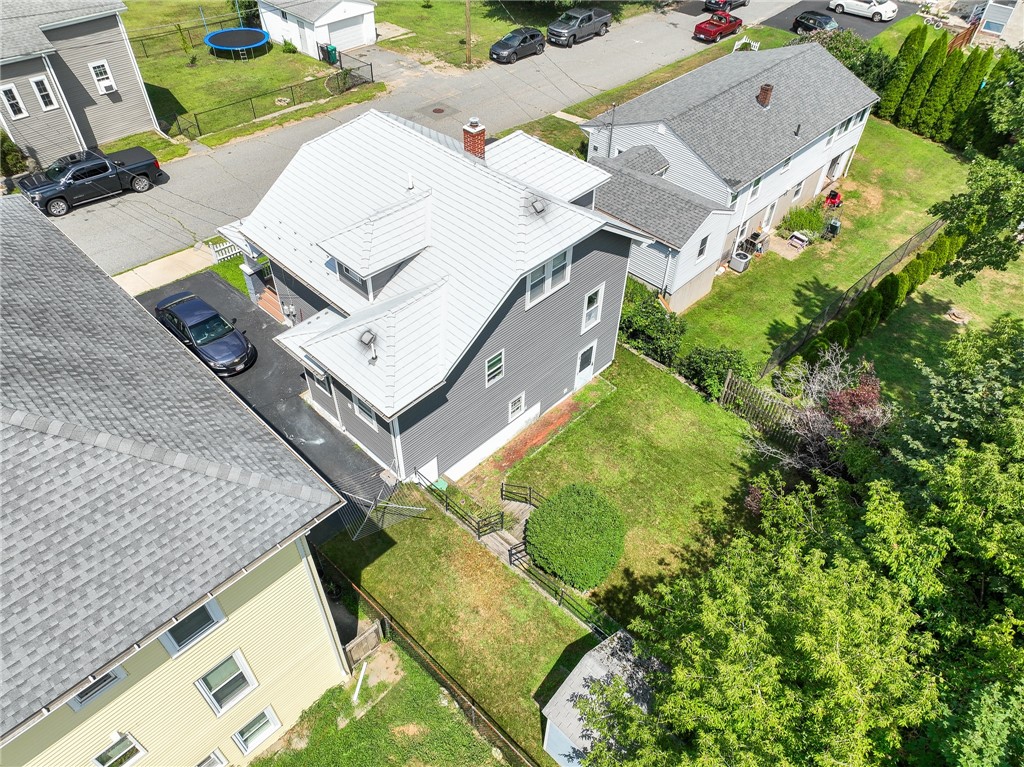 194 Ward Street Woonsocket, RI 02895 - Photo 5 of 24