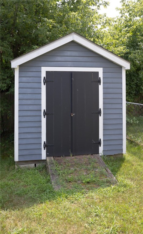 194 Ward Street Woonsocket, RI 02895 - Photo 6 of 24