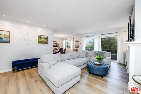 $725,000 | 10707 Camarillo Street, Unit 108, Toluca Lake, CA 91602