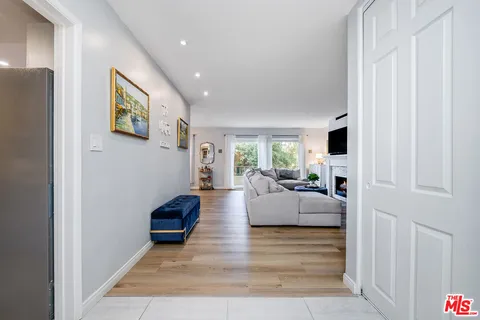 $725,000 | 10707 Camarillo Street, Unit 108, Toluca Lake, CA 91602