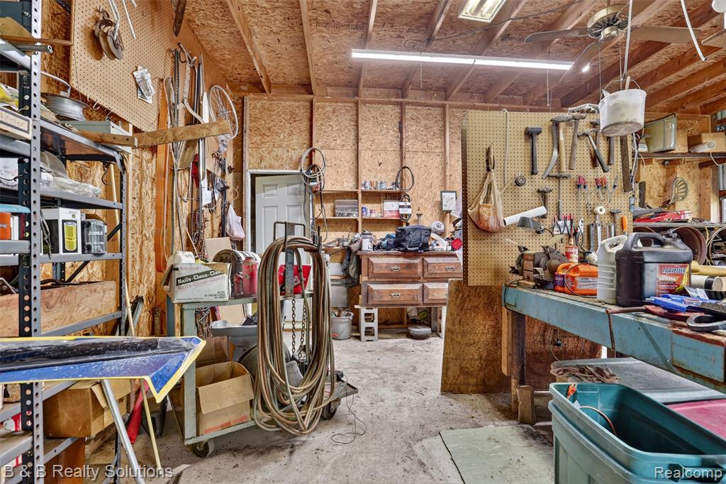 5544 Piersonville Road Columbiaville, MI 48421 - Photo 41 of 49