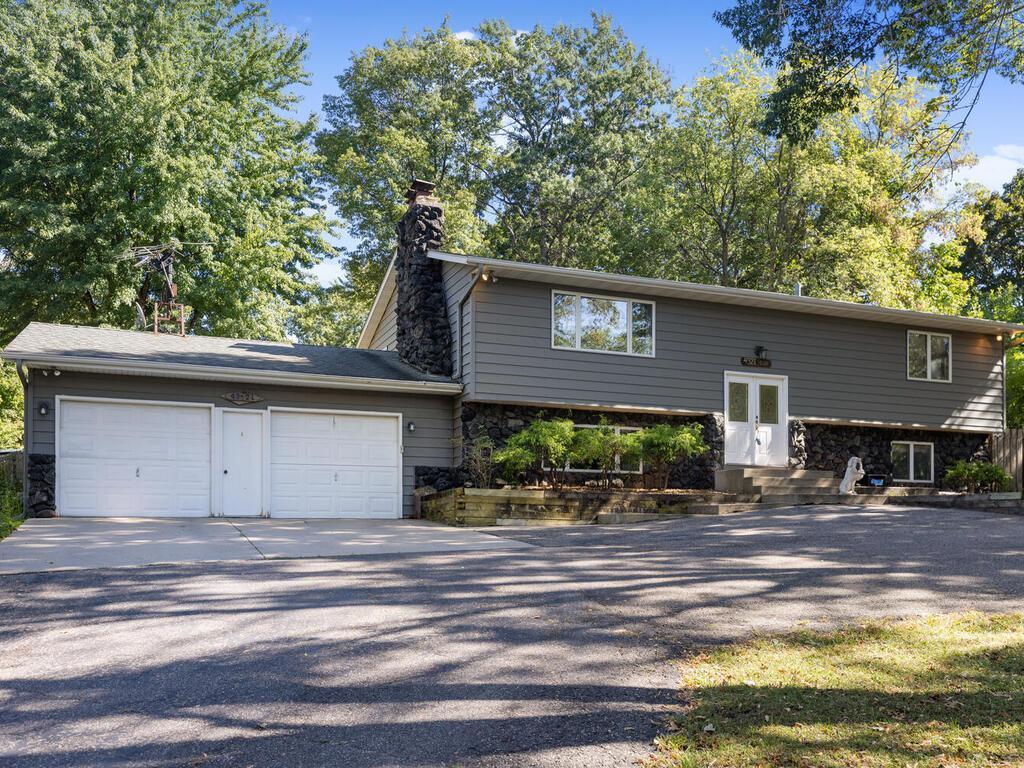 4321 Williston Road Minnetonka, MN 55345 - Photo 1 of 30
