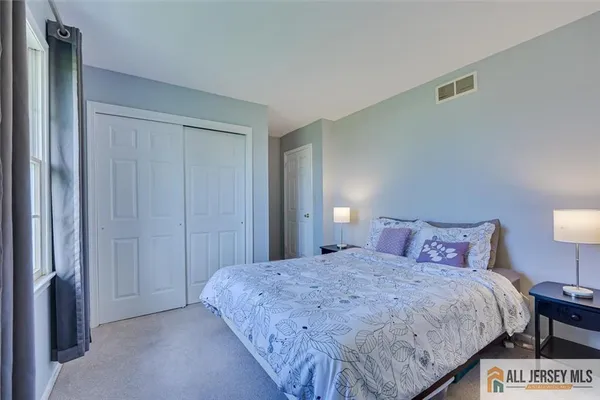 $899,900 | 14 Wexford Drive, Monmouth Junction, NJ 08852