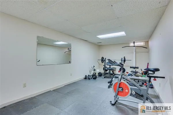 $899,900 | 14 Wexford Drive, Monmouth Junction, NJ 08852
