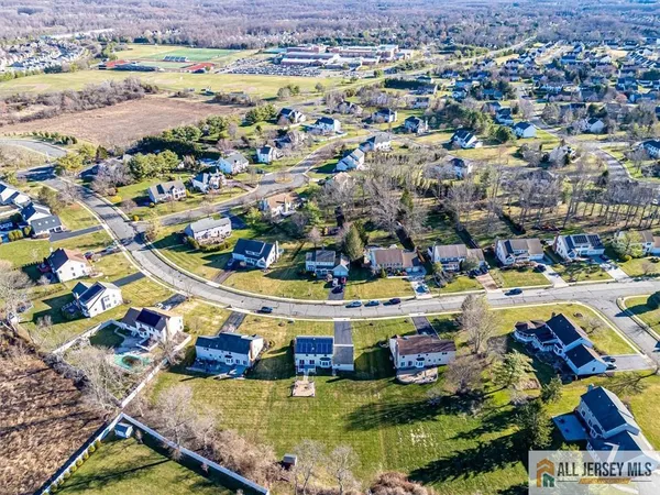 $899,900 | 14 Wexford Drive, Monmouth Junction, NJ 08852