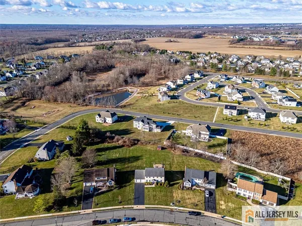 $899,900 | 14 Wexford Drive, Monmouth Junction, NJ 08852