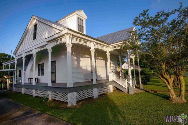 $2,100 | 1228 Mississippi Street, Donaldsonville, LA 70346