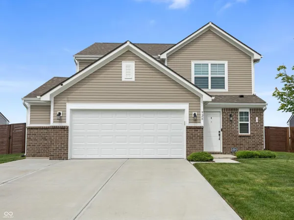$339,900 | 928 Borealis Drive, Franklin, IN 46131