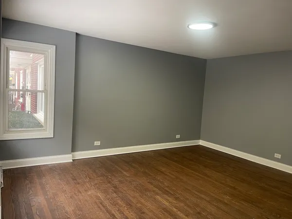 $2,500 | 9463 Niles Center Road, Unit E, Skokie, IL 60076