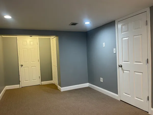 $2,500 | 9463 Niles Center Road, Unit E, Skokie, IL 60076