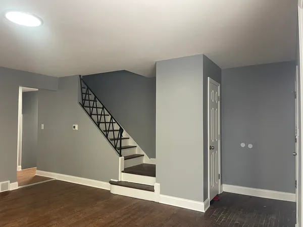 $2,500 | 9463 Niles Center Road, Unit E, Skokie, IL 60076