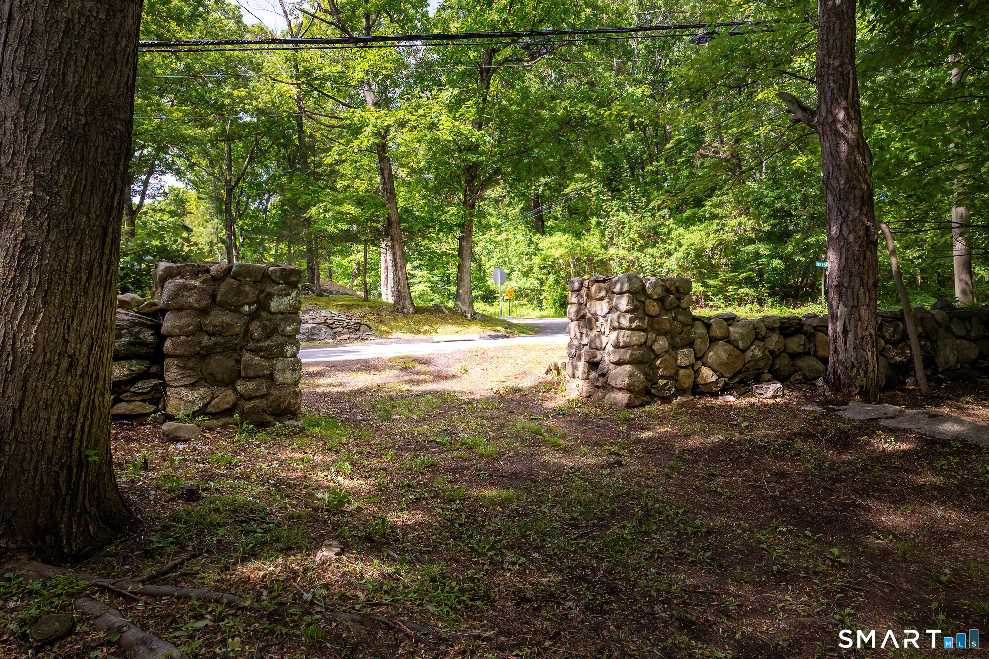 18 Indian Hill Road Wilton, CT 06897 - Photo 28 of 33