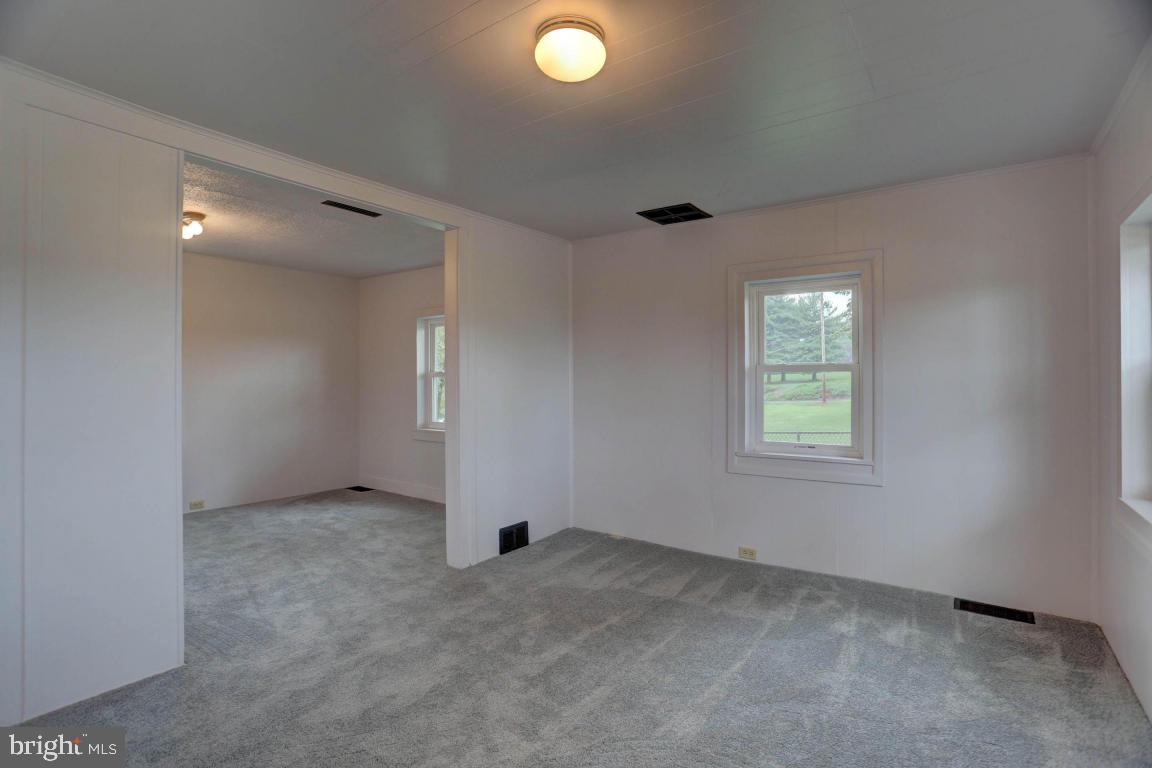 309 Foreman Road Elizabethtown, PA 17022 - Photo 15 of 33