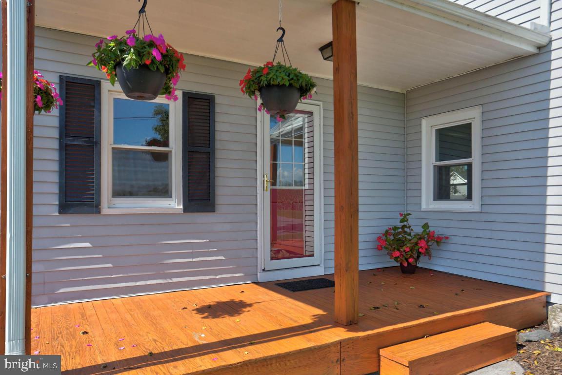 309 Foreman Road Elizabethtown, PA 17022 - Photo 3 of 33