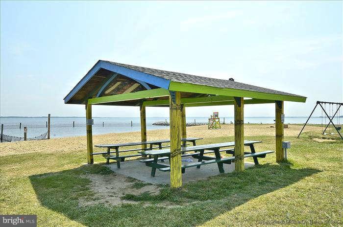 627 Davol Road Stevensville, MD 21666 - Photo 26 of 30 Community Picnic Area