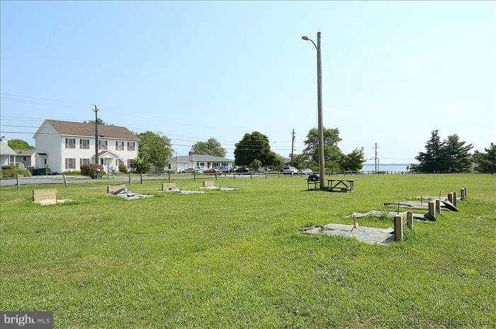 627 Davol Road Stevensville, MD 21666 - Photo 28 of 30 Community Horseshoes