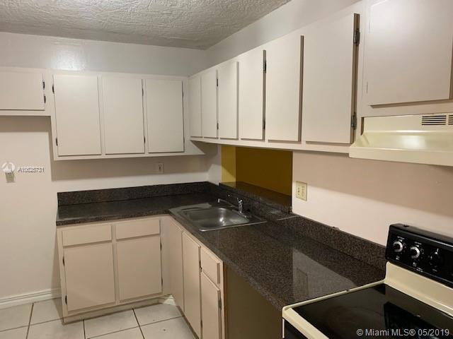 8400 Southwest 133rd Avenue Road, Unit 115 Miami, FL 33183 - Photo 2 of 15