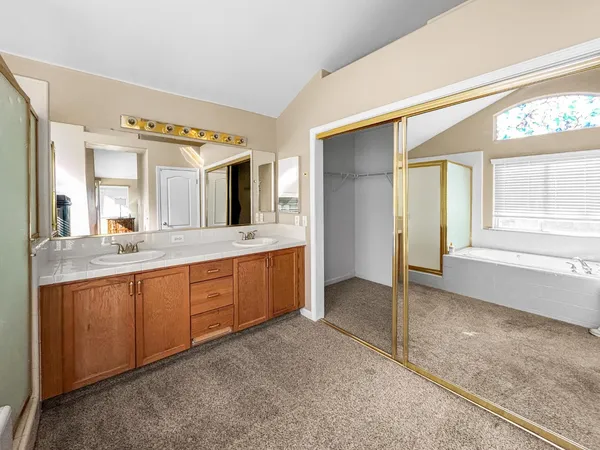 $599,000 | 5811 West Cromwell Avenue, Fresno, CA 93722
