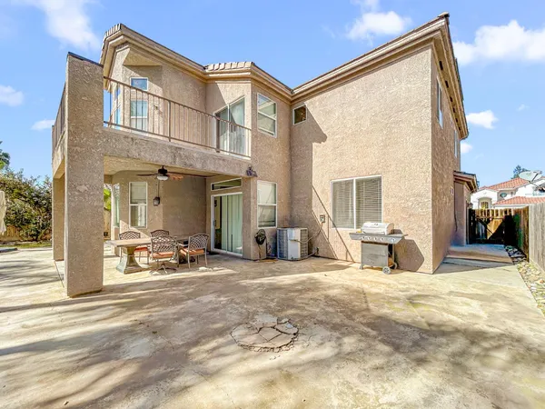 $599,000 | 5811 West Cromwell Avenue, Fresno, CA 93722