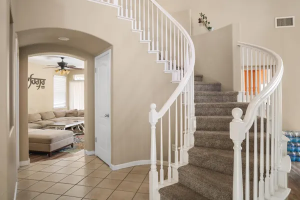 $599,000 | 5811 West Cromwell Avenue, Fresno, CA 93722