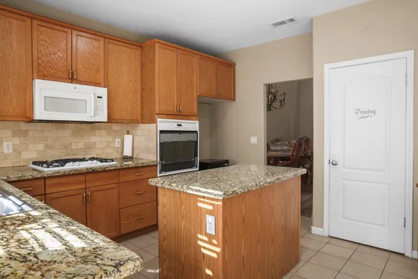 $599,000 | 5811 West Cromwell Avenue, Fresno, CA 93722