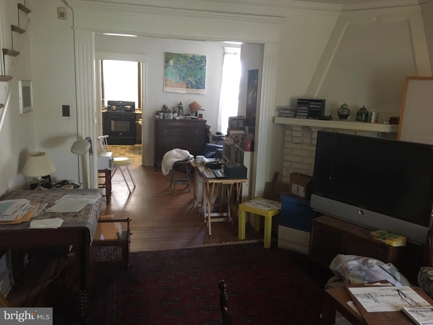202 Kingston Road Upper Darby, PA 19082 - Photo 2 of 8