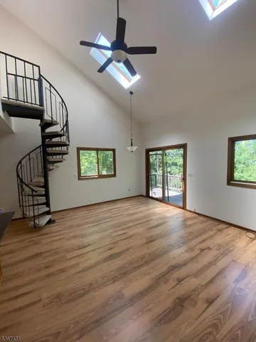 $229,900 | 6 Davos Drive, Unit 8, Vernon, NJ 07462