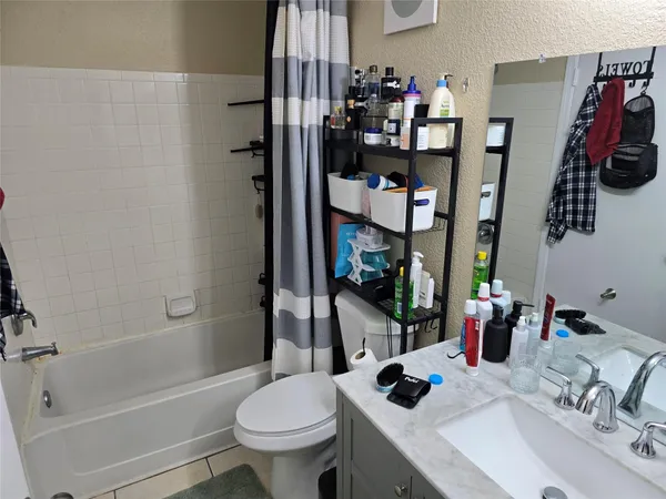 $2,100 | 2846 South University Drive, Unit 4107, Davie, FL 33328