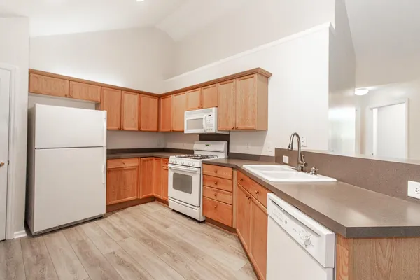 $2,700 | 8800 Dorchester Road, Unit 603, North Charleston, SC 29420