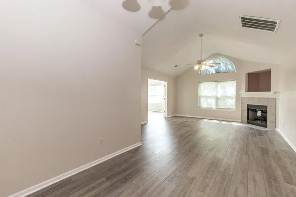 $2,700 | 8800 Dorchester Road, Unit 603, North Charleston, SC 29420