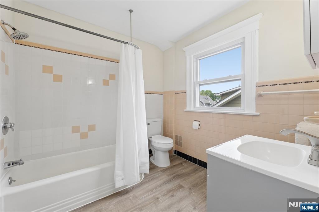 42 Walnut Street Rutherford, NJ 07070 - Photo 21 of 39