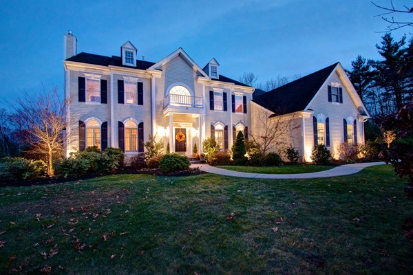 15 Overlook Road Hopkinton, MA 01748 - Photo 1 of 30 Gallery Image 1
