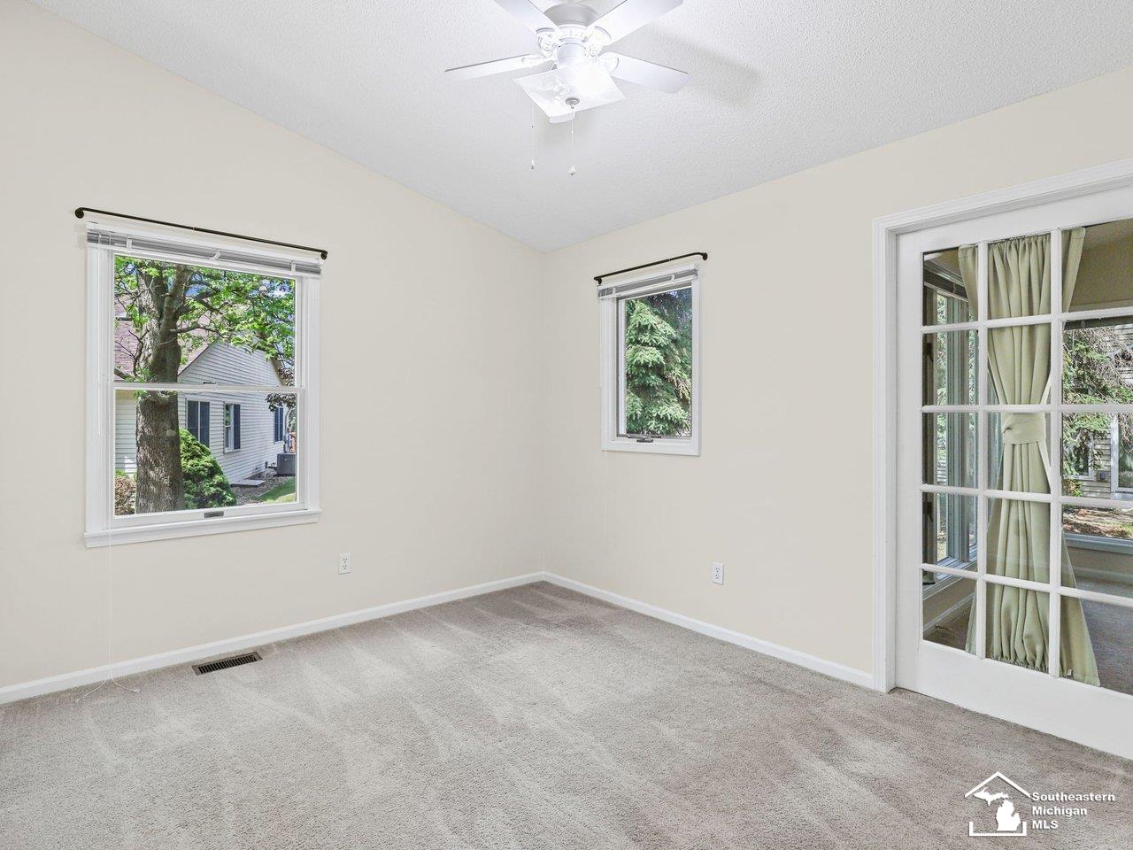 729 Clark Street Tecumseh, MI 49286 - Photo 20 of 54 50210391-0d701596-4546-4802-903e-f8d302614c12.JPG