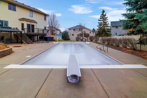 $625,000 | 9807 Almond Avenue North, Brooklyn Park, MN 55443