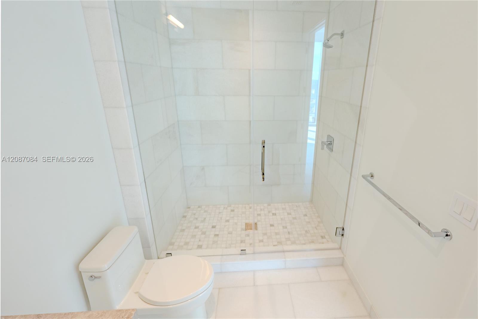 175 Southeast 25th Road, Unit 1002 Miami, FL 33129 - Photo 15 of 26 Gallery Image 15