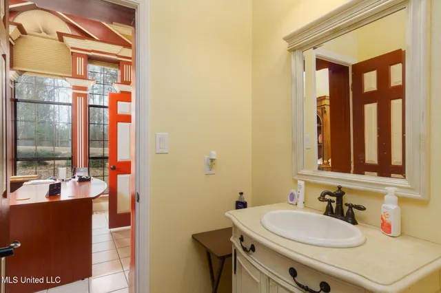 $674,900 | 5562 North Williamsburg Road, Bassfield, MS 39421