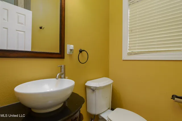 $674,900 | 5562 North Williamsburg Road, Bassfield, MS 39421