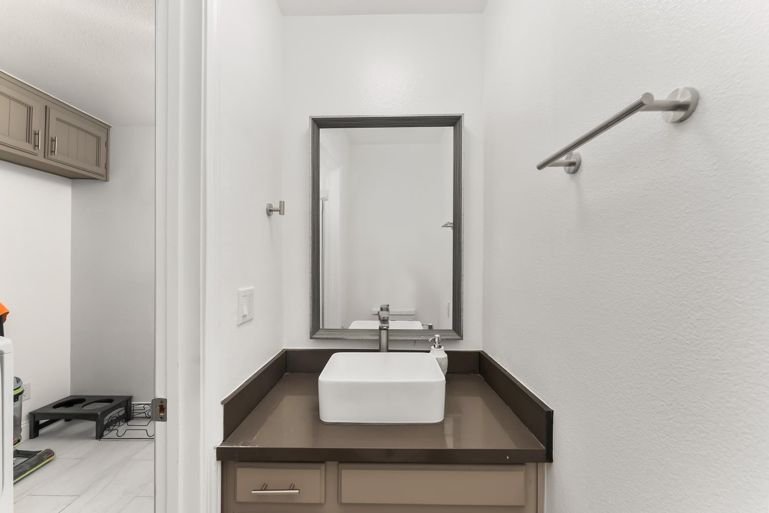 2801 Osborne Road Cameron Park, CA 95682 - Photo 17 of 39