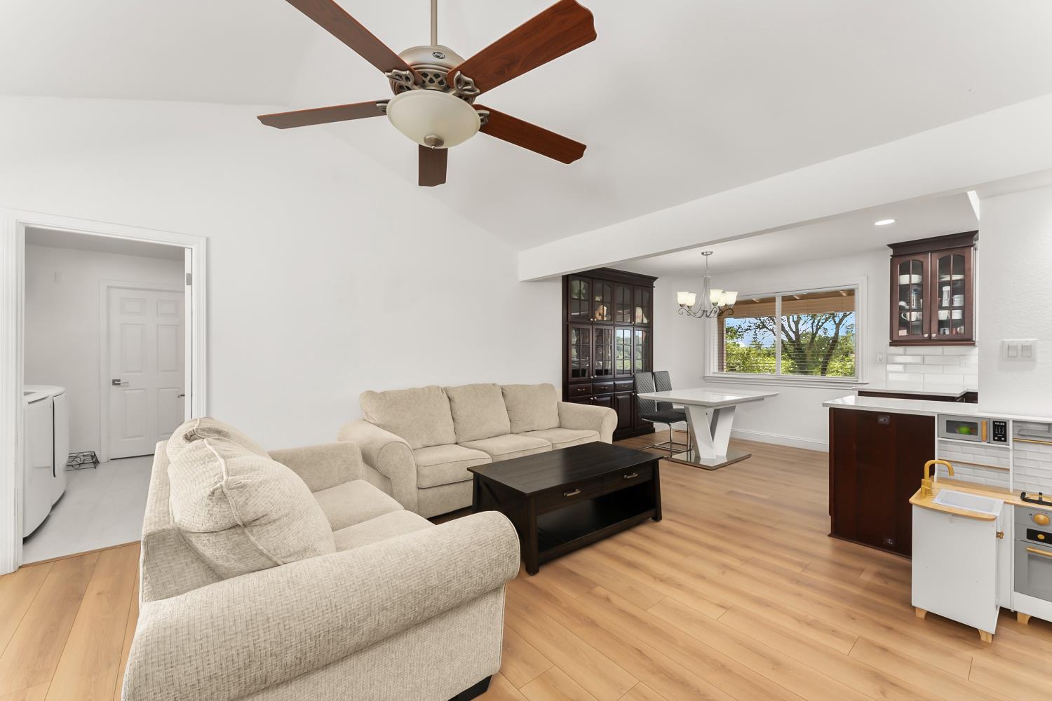 2801 Osborne Road Cameron Park, CA 95682 - Photo 6 of 39