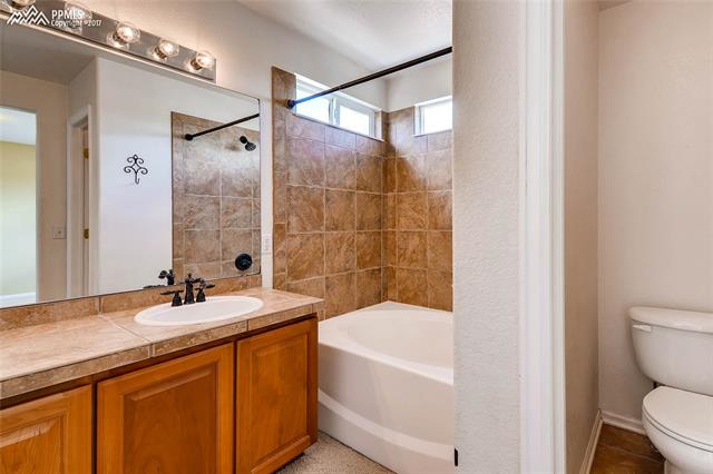 9231 Ballybunion Road Peyton, CO 80831 - Photo 13 of 26 Master bath.