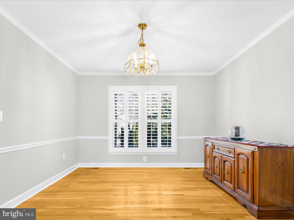 1733 Friar Court Crofton, MD 21114 - Photo 50 of 57 Dining room