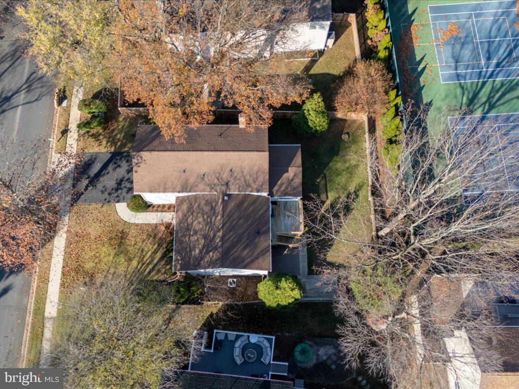 1733 Friar Court Crofton, MD 21114 - Photo 7 of 57